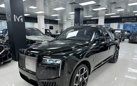 Rolls-Royce Cullinan, 2024 год, 99 990 000 рублей, 1 фотография