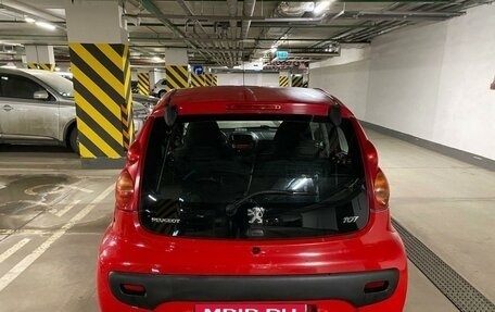 Peugeot 107 I рестайлинг, 2010 год, 550 000 рублей, 9 фотография