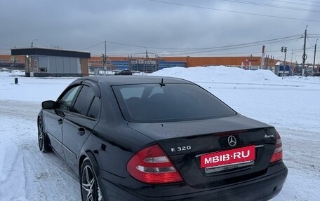 Mercedes-Benz E-Класс, 2005 год, 995 000 рублей, 3 фотография