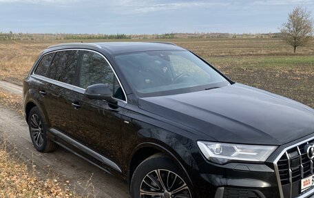 Audi Q7, 2022 год, 9 350 000 рублей, 3 фотография