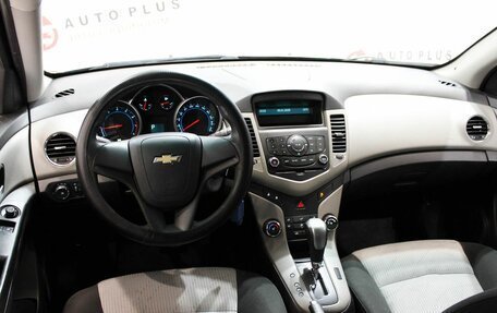 Chevrolet Cruze II, 2012 год, 899 000 рублей, 9 фотография