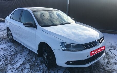 Volkswagen Jetta VI, 2014 год, 1 300 000 рублей, 14 фотография