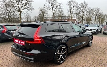 Volvo V60 II, 2024 год, 5 875 000 рублей, 7 фотография