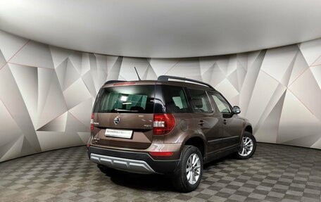 Skoda Yeti I рестайлинг, 2015 год, 1 675 000 рублей, 2 фотография