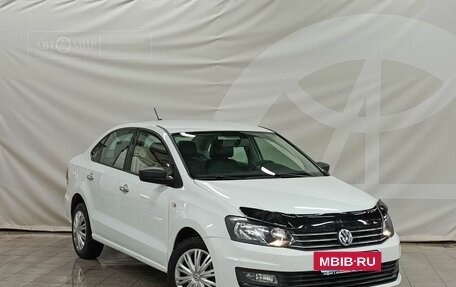 Volkswagen Polo VI (EU Market), 2018 год, 1 075 000 рублей, 3 фотография