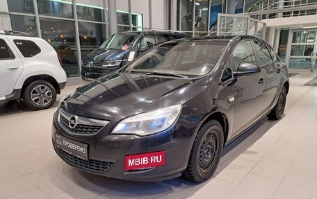 Opel Astra J, 2011 год, 652 000 рублей, 2 фотография