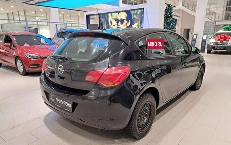 Opel Astra J, 2011 год, 652 000 рублей, 9 фотография