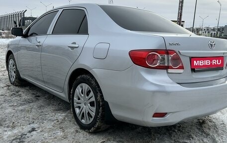 Toyota Corolla, 2011 год, 1 000 000 рублей, 7 фотография