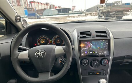 Toyota Corolla, 2011 год, 1 000 000 рублей, 10 фотография