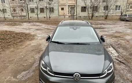 Volkswagen Golf VII, 2018 год, 2 400 000 рублей, 7 фотография