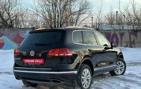 Volkswagen Touareg III, 2015 год, 3 375 000 рублей, 3 фотография