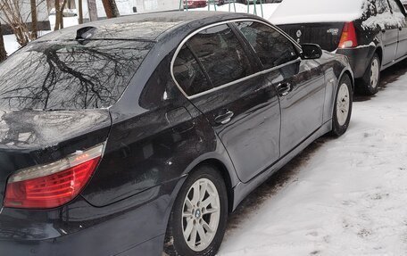 BMW 5 серия, 2004 год, 1 400 000 рублей, 4 фотография