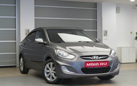 Hyundai Solaris II рестайлинг, 2012 год, 790 000 рублей, 3 фотография