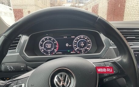 Volkswagen Tiguan II, 2017 год, 2 849 999 рублей, 8 фотография