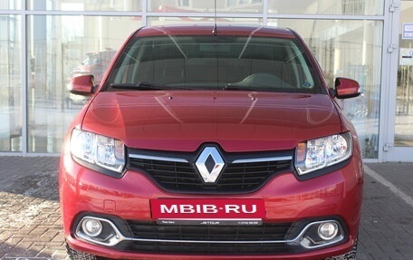 Renault Logan II, 2015 год, 920 000 рублей, 3 фотография