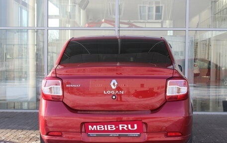 Renault Logan II, 2015 год, 920 000 рублей, 4 фотография