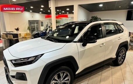 Toyota RAV4, 2024 год, 4 600 000 рублей, 3 фотография