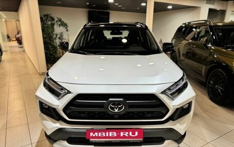 Toyota RAV4, 2024 год, 4 600 000 рублей, 5 фотография