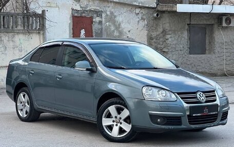 Volkswagen Jetta VI, 2008 год, 897 000 рублей, 2 фотография