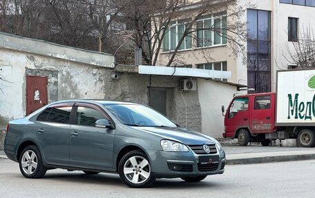 Volkswagen Jetta VI, 2008 год, 897 000 рублей, 4 фотография