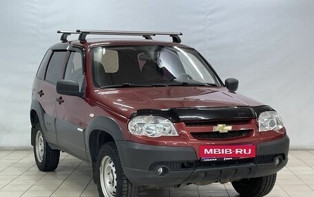 Chevrolet Niva I рестайлинг, 2012 год, 599 000 рублей, 3 фотография