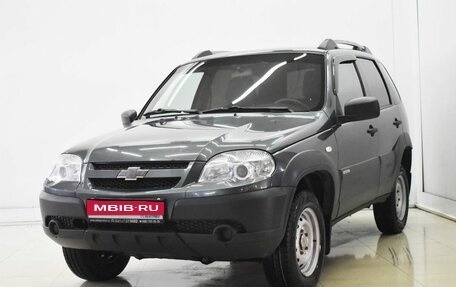 Chevrolet Niva I рестайлинг, 2018 год, 720 000 рублей, 1 фотография