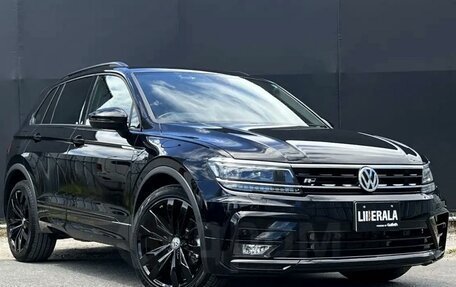 Volkswagen Tiguan II, 2020 год, 2 500 000 рублей, 33 фотография