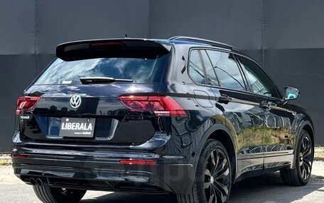 Volkswagen Tiguan II, 2020 год, 2 500 000 рублей, 37 фотография