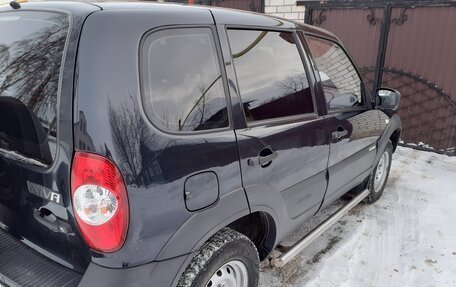 Chevrolet Niva I рестайлинг, 2015 год, 680 000 рублей, 3 фотография