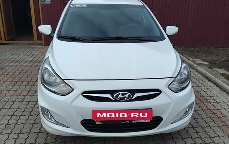 Hyundai Solaris II рестайлинг, 2012 год, 980 000 рублей, 6 фотография