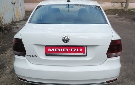 Volkswagen Polo VI (EU Market), 2018 год, 750 000 рублей, 4 фотография