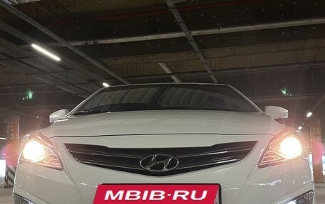 Hyundai Solaris II рестайлинг, 2015 год, 1 300 000 рублей, 11 фотография