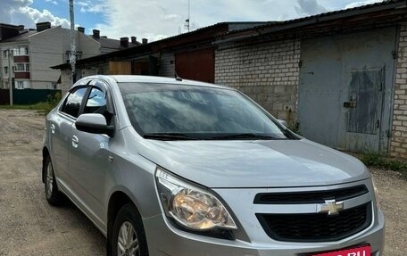 Chevrolet Cobalt II, 2013 год, 650 000 рублей, 2 фотография