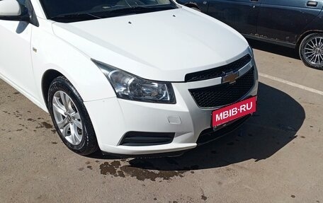 Chevrolet Cruze II, 2010 год, 650 000 рублей, 8 фотография