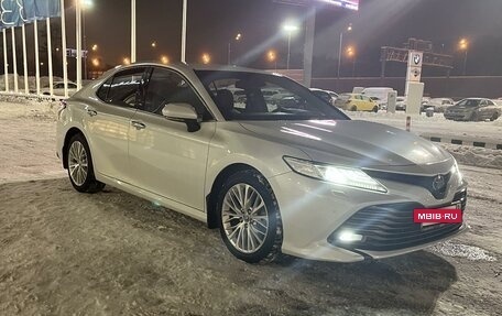 Toyota Camry, 2020 год, 3 500 000 рублей, 2 фотография