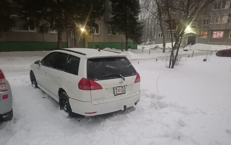 Nissan Wingroad III, 2003 год, 310 000 рублей, 2 фотография