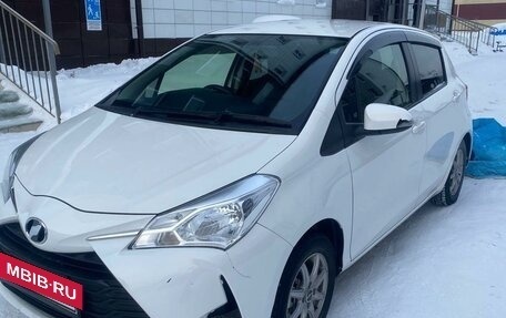 Toyota Vitz, 2018 год, 900 000 рублей, 12 фотография