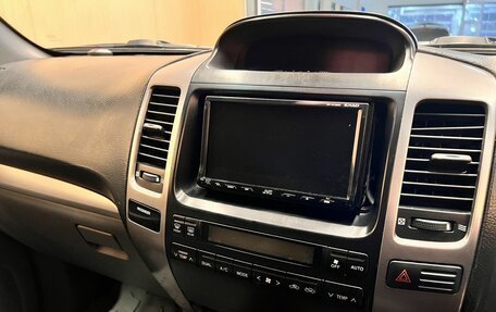 Toyota Land Cruiser Prado 120 рестайлинг, 2003 год, 2 020 000 рублей, 13 фотография