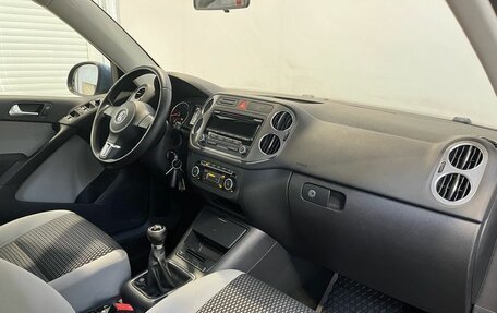 Volkswagen Tiguan I, 2011 год, 1 300 000 рублей, 16 фотография