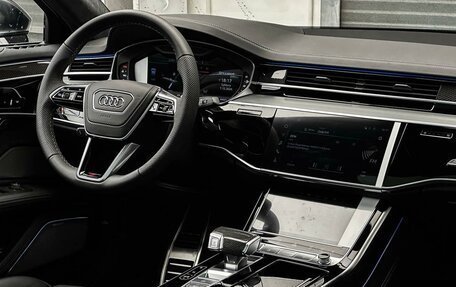 Audi S8, 2024 год, 28 000 000 рублей, 15 фотография