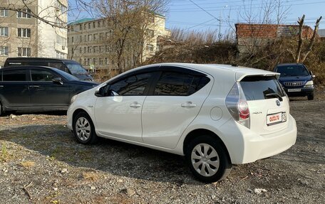 Toyota Aqua I, 2013 год, 915 000 рублей, 4 фотография