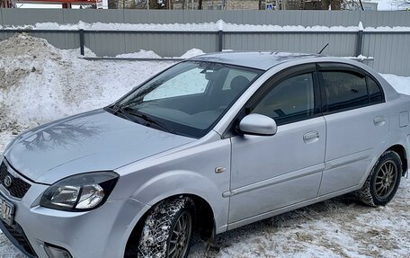 KIA Rio II, 2010 год, 400 000 рублей, 1 фотография