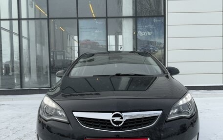 Opel Astra J, 2010 год, 899 000 рублей, 1 фотография