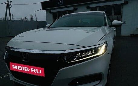 Honda Accord IX рестайлинг, 2019 год, 2 880 000 рублей, 2 фотография