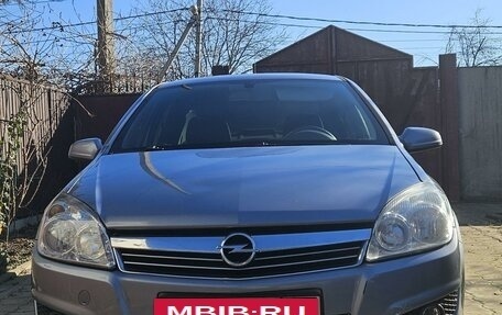 Opel Astra H, 2008 год, 720 000 рублей, 2 фотография