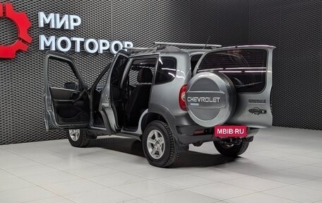 Chevrolet Niva I рестайлинг, 2012 год, 560 000 рублей, 9 фотография