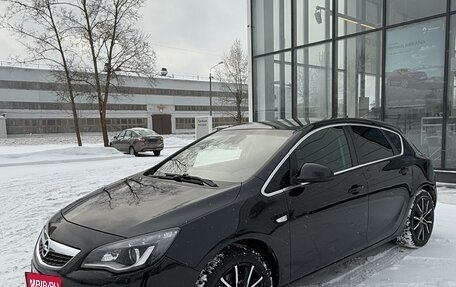 Opel Astra J, 2010 год, 899 000 рублей, 2 фотография