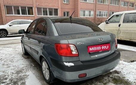 KIA Rio II, 2007 год, 430 000 рублей, 2 фотография