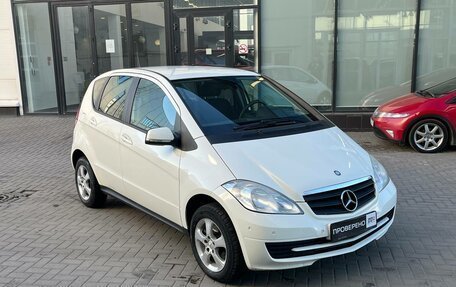 Mercedes-Benz A-Класс, 2010 год, 790 000 рублей, 3 фотография