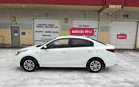 KIA Rio IV, 2018 год, 1 550 000 рублей, 8 фотография